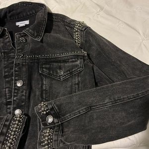 Cropped studded Denim Jacket